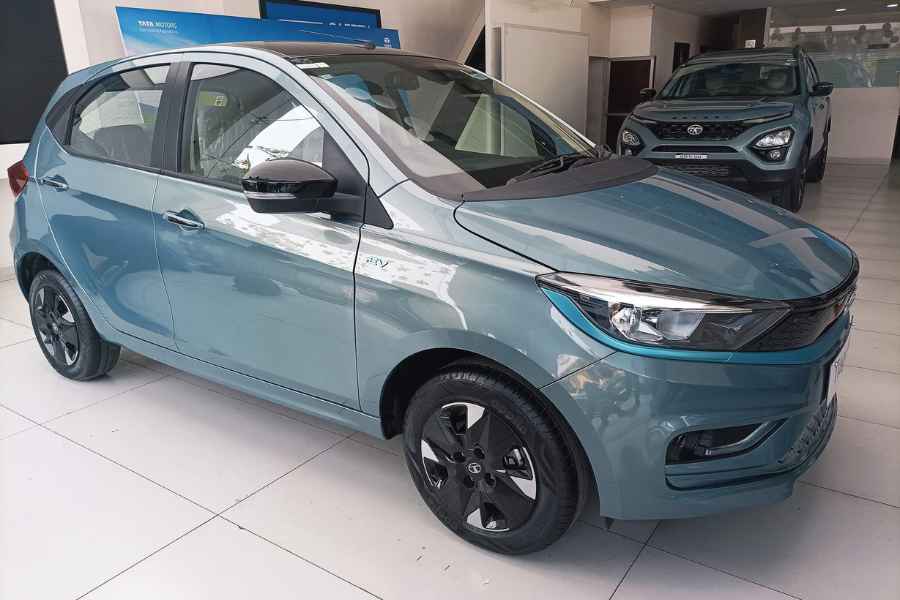 Image of Tata Tiago EV Exterior