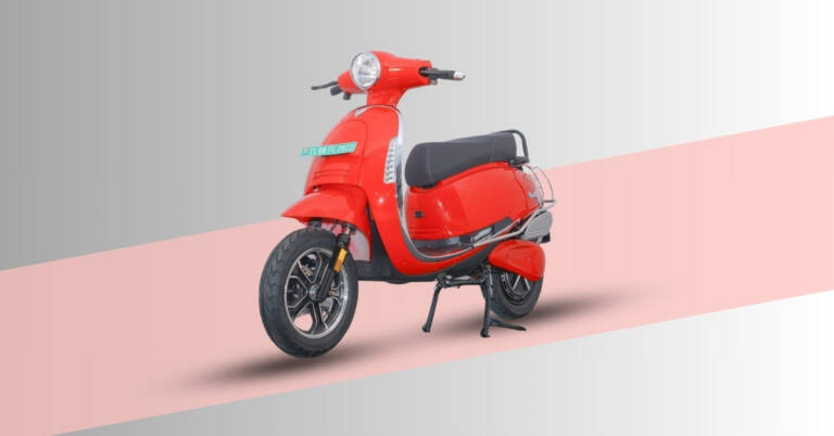 Image of NexGen Energia's electric scooter on Indian roads in red color
